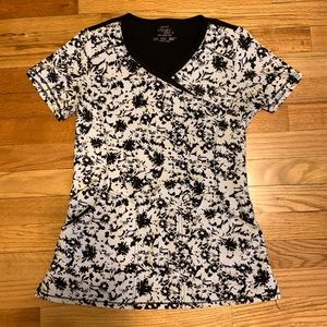 Cherokee infinity scrub top